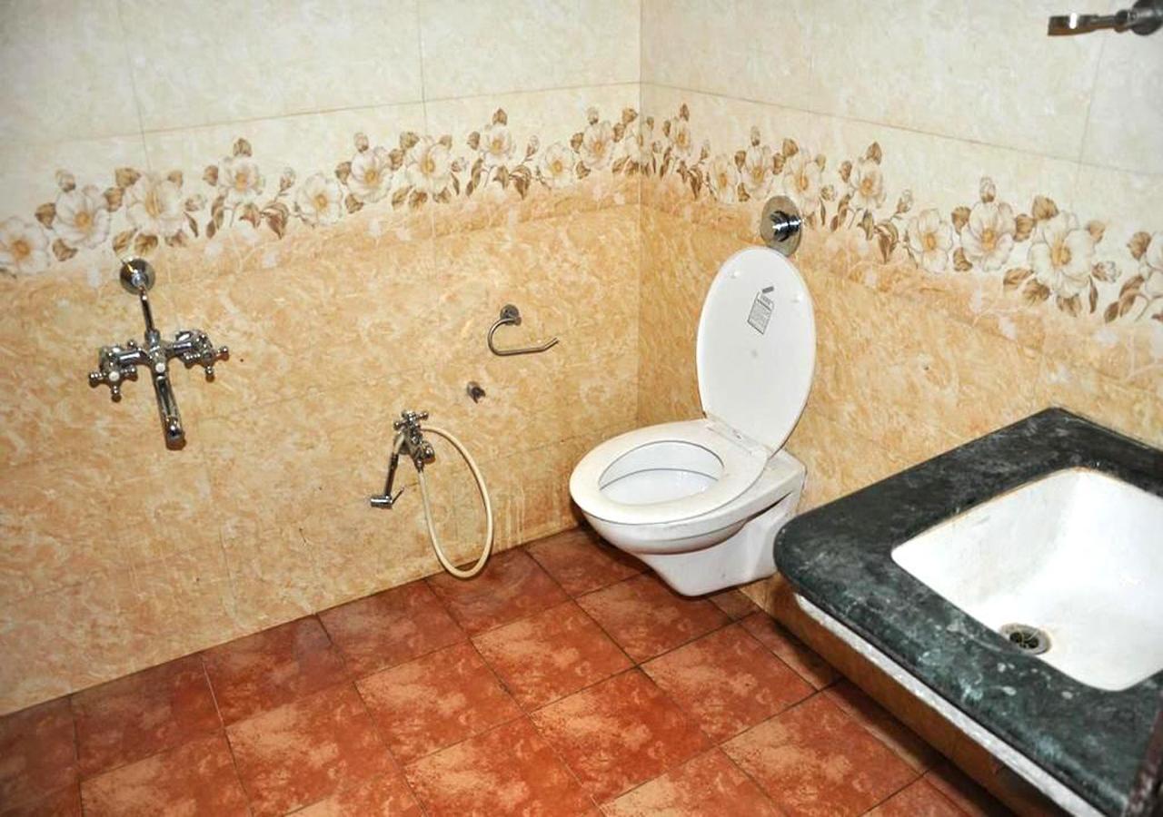 שירדי Hotel Three G מראה חיצוני תמונה