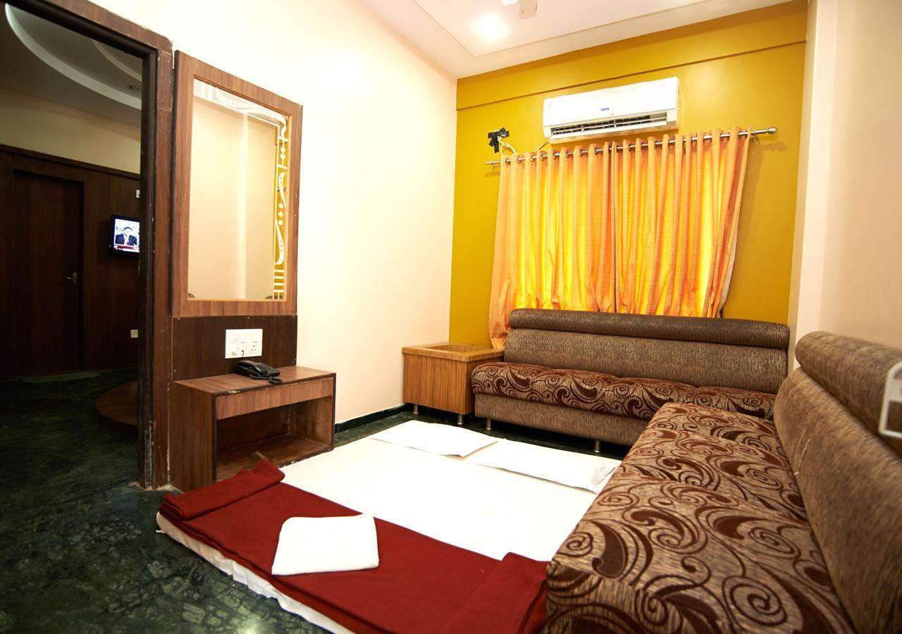 שירדי Hotel Three G מראה חיצוני תמונה