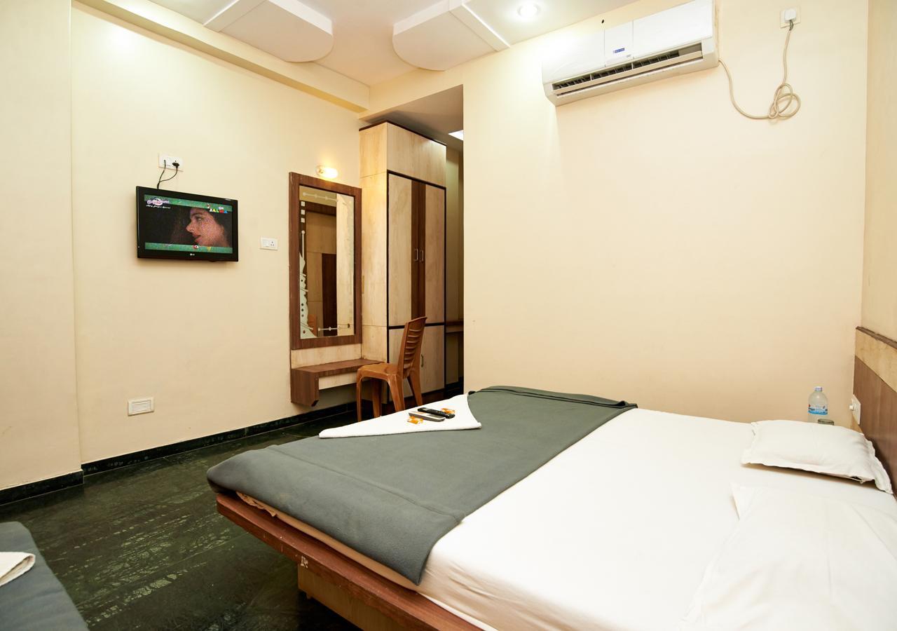שירדי Hotel Three G מראה חיצוני תמונה